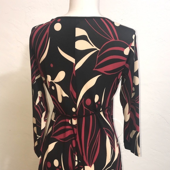 Wrap Dress Pattern Polyester - Picture 4 of 7